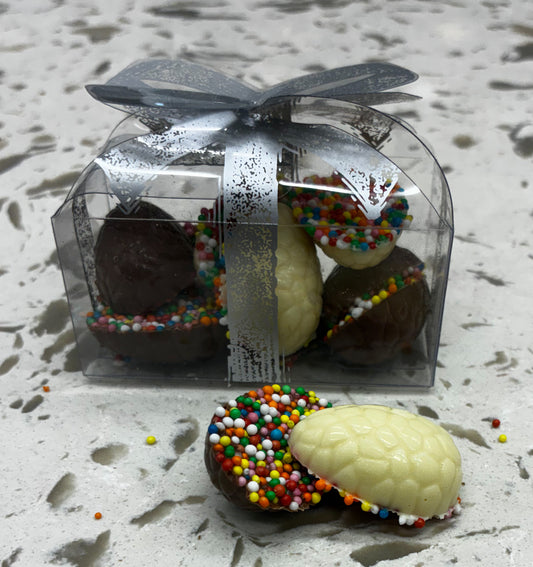 Indulgent Speckled half Eggs Giftpack